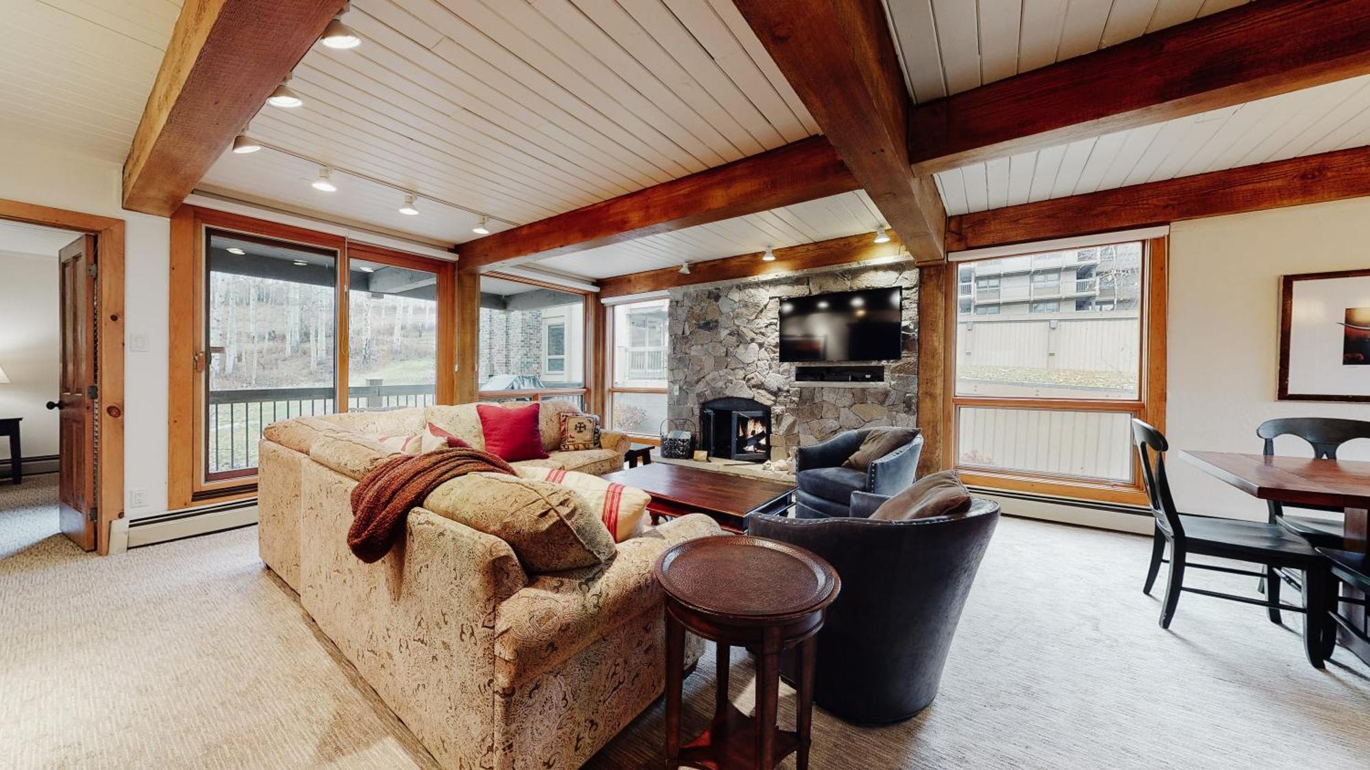Top Of The Village - Coraltree Residence Collection Сноумасс Виллидж Экстерьер фото
